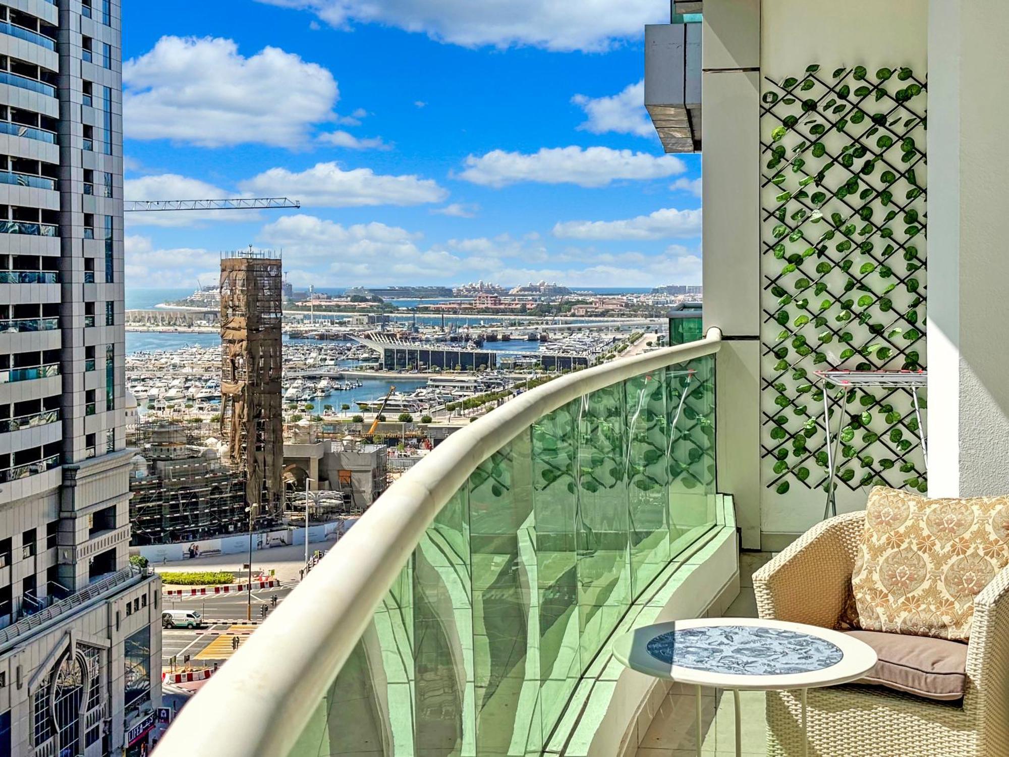 Lux 1br, Kingbed In Marina, 3mints Metro, 5mints Barasti Dubai