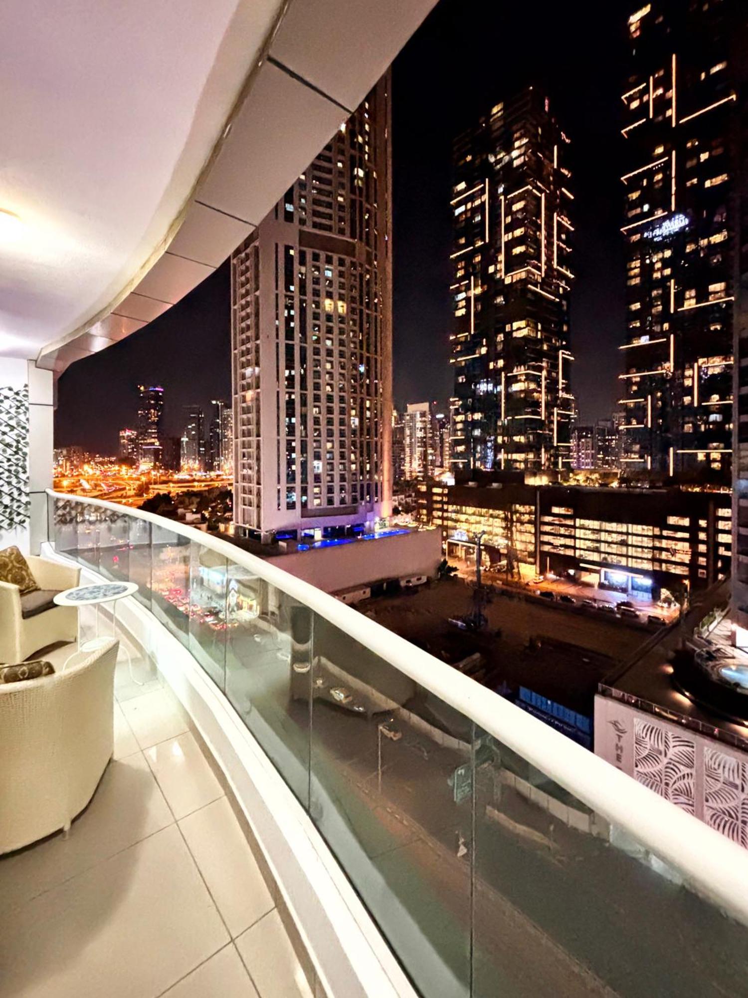Lux 1br, Kingbed In Marina, 3mints Metro, 5mints Barasti * Dubai