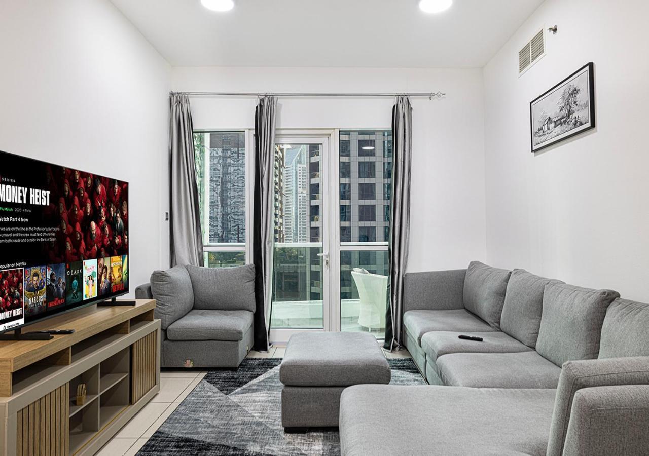 Apartment Lux 1br, Kingbed In Marina, 3mints Metro, 5mints Barasti Dubai