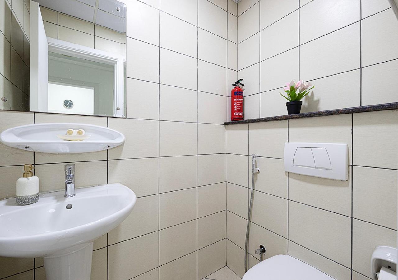 Lux 1br, Kingbed In Marina, 3mints Metro, 5mints Barasti *